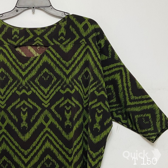 S - NWT Attitudes By Renee Concepts Print Top - Picture 7 of 8